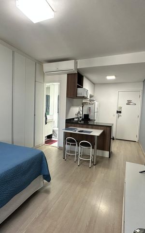 Apartamento à venda com 26m², 1 quarto e 1 vaga Apartamento à venda com 26m², 1 quarto e 1 vagaSala/Quarto