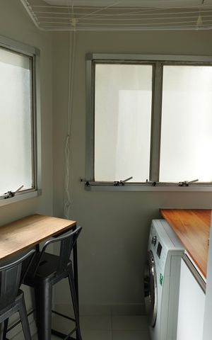 Apartamento à venda com 55m², 2 quartos e 1 vaga Apartamento à venda com 55m², 2 quartos e 1 vagaÁrea de serviço