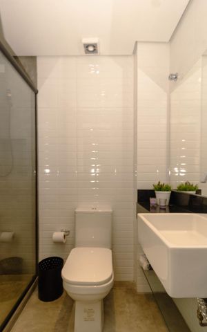 Studio para alugar com 30m², 1 quarto e sem vaga Studio para alugar com 30m², 1 quarto e sem vagaBanheiro social