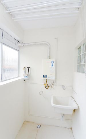 Apartamento para alugar com 68m², 2 quartos e 1 vagaÁrea de Serviço