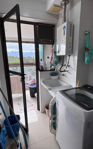 Apartamento à venda com 83m², 3 quartos e 2 vagas Apartamento à venda com 83m², 3 quartos e 2 vagasÁrea de Serviço