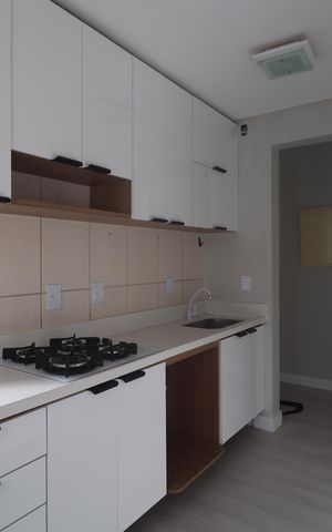 Apartamento à venda com 68m², 2 quartos e 1 vagaCozinha - Armários