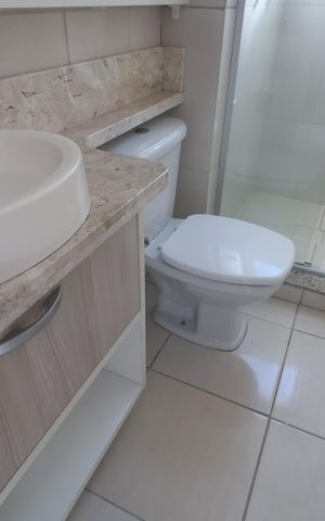 Apartamento à venda com 68m², 2 quartos e 1 vagaBanheiro 