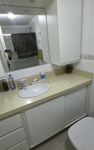Apartamento à venda com 130m², 4 quartos e 3 vagas Apartamento à venda com 130m², 4 quartos e 3 vagasBanheiro