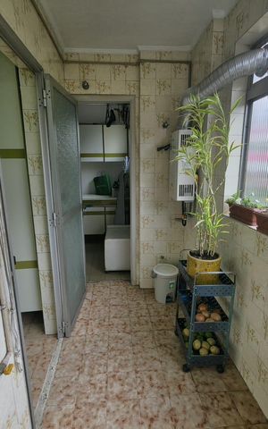 Apartamento à venda com 130m², 4 quartos e 3 vagas Apartamento à venda com 130m², 4 quartos e 3 vagasVaranda