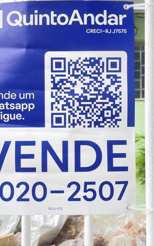 Apartamento à venda com 103m², 2 quartos e sem vaga Apartamento à venda com 103m², 2 quartos e sem vagaPlaquinha