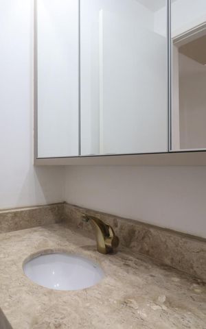 Apartamento para alugar com 67m², 2 quartos e 1 vaga Apartamento para alugar com 67m², 2 quartos e 1 vagaBanheiro da Suíte