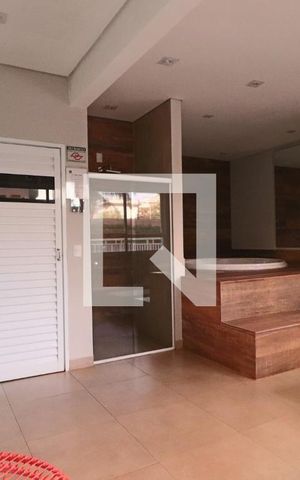 Apartamento para alugar com 67m², 2 quartos e 1 vaga