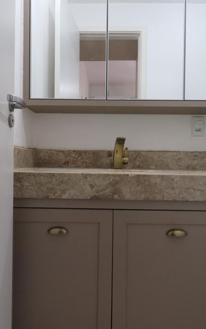 Apartamento para alugar com 67m², 2 quartos e 1 vaga Apartamento para alugar com 67m², 2 quartos e 1 vagaBanheiro da Suíte