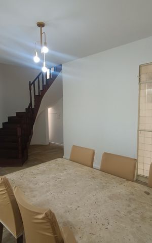 Casa para alugar com 189m², 5 quartos e 1 vaga Casa para alugar com 189m², 5 quartos e 1 vagaSala