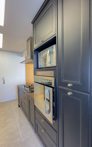 Apartamento para alugar com 105m², 2 quartos e 2 vagasCozinha e Área de Serviço