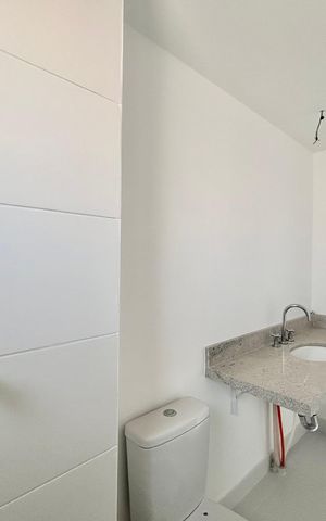 Apartamento à venda com 130m², 3 quartos e 2 vagas Apartamento à venda com 130m², 3 quartos e 2 vagasBanheiro do Quarto 3