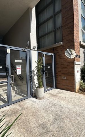 Apartamento à venda com 130m², 3 quartos e 2 vagas Apartamento à venda com 130m², 3 quartos e 2 vagasFachada
