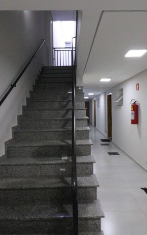 Studio à venda com 36m², 1 quarto e sem vagaEscada