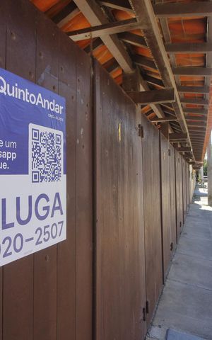 Casa de condomínio para alugar com 60m², 2 quartos e 1 vagaFachada