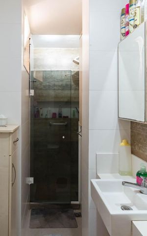 Apartamento à venda com 57m², 4 quartos e 1 vagaBanheiro 2