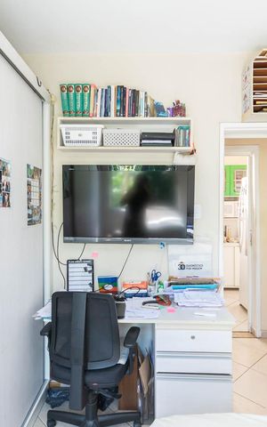 Apartamento à venda com 57m², 4 quartos e 1 vagaQuarto 3