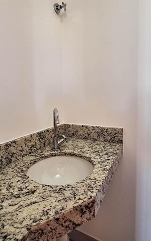 Apartamento à venda com 82m², 2 quartos e 1 vaga Apartamento à venda com 82m², 2 quartos e 1 vagaLavabo