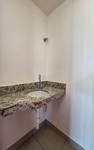 Apartamento à venda com 82m², 2 quartos e 1 vaga Apartamento à venda com 82m², 2 quartos e 1 vagaLavabo