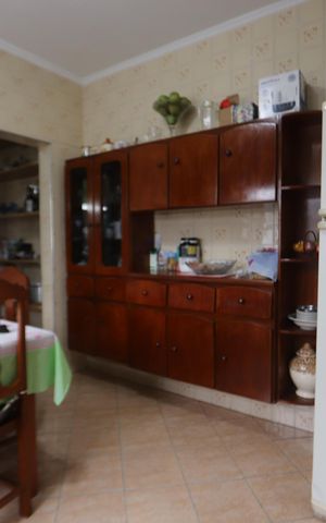 Casa à venda com 149m², 3 quartos e 2 vagasCozinha