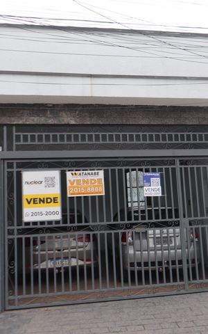 Casa à venda com 149m², 3 quartos e 2 vagasFachada