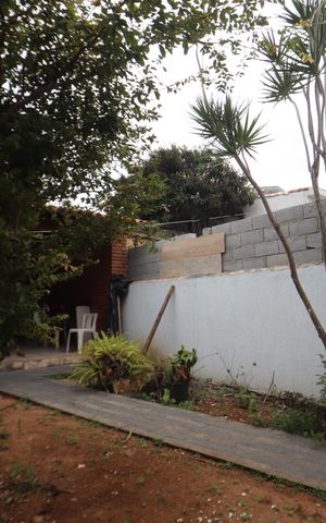 Casa à venda com 149m², 3 quartos e 2 vagasQuintal e Jardim