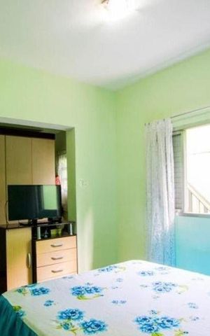 Casa à venda com 143m², 2 quartos e 2 vagas
