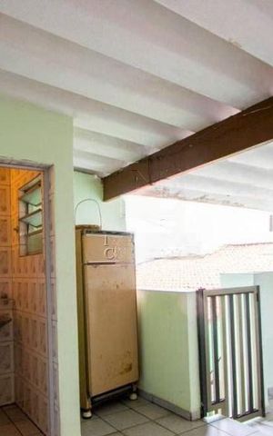 Casa à venda com 143m², 2 quartos e 2 vagas