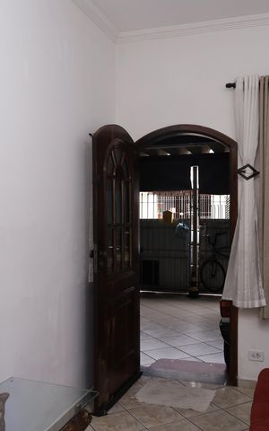 Casa de condomínio à venda com 106m², 2 quartos e 2 vagasSala