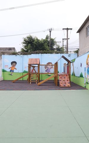 Casa de condomínio à venda com 106m², 2 quartos e 2 vagasÁrea comum - Playground