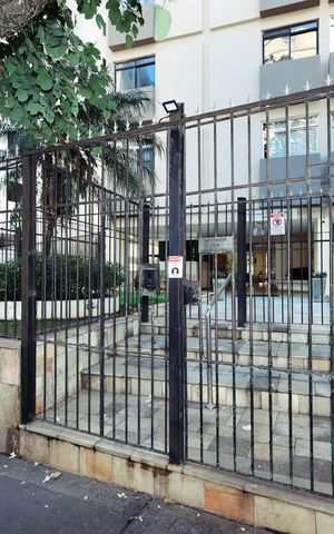Apartamento à venda com 92m², 2 quartos e 1 vagaFachada