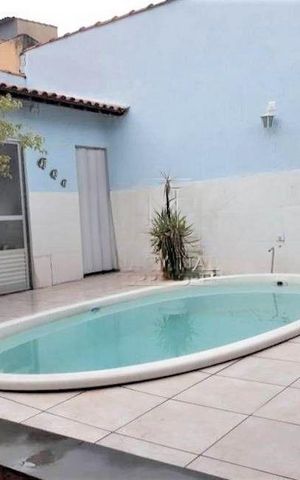 Casa à venda com 195m², 3 quartos e 4 vagas