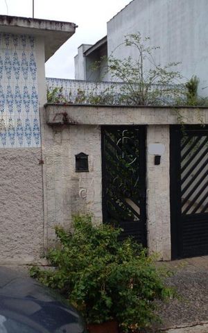 Casa à venda com 249m², 6 quartos e 4 vagas