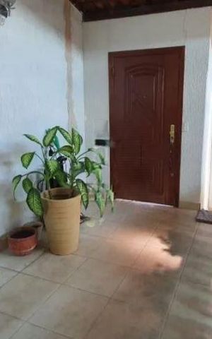 Casa à venda com 340m², 4 quartos e 3 vagas