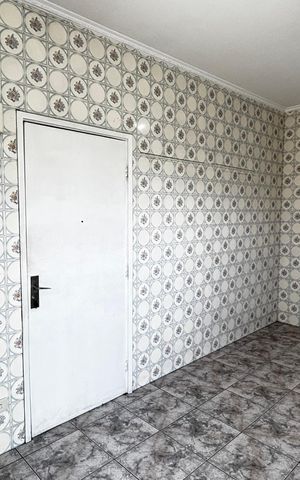 Apartamento à venda com 130m², 3 quartos e sem vaga Apartamento à venda com 130m², 3 quartos e sem vagaCozinha