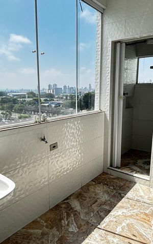 Apartamento à venda com 130m², 3 quartos e sem vaga Apartamento à venda com 130m², 3 quartos e sem vagaÁrea de Serviço