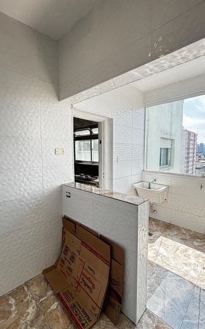 Apartamento à venda com 130m², 3 quartos e sem vaga Apartamento à venda com 130m², 3 quartos e sem vagaÁrea de Serviço