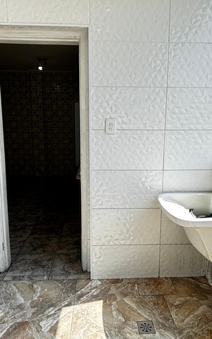 Apartamento à venda com 130m², 3 quartos e sem vaga Apartamento à venda com 130m², 3 quartos e sem vagaÁrea de Serviço