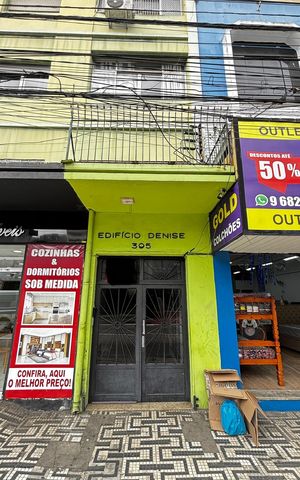 Apartamento à venda com 130m², 3 quartos e sem vaga Apartamento à venda com 130m², 3 quartos e sem vagaFachada
