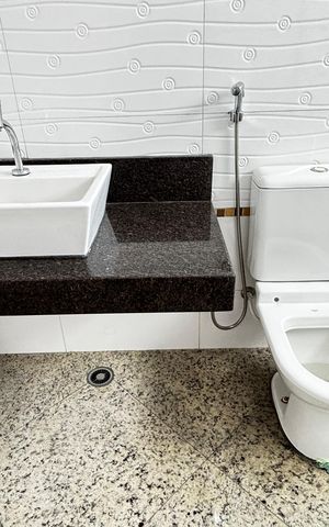 Apartamento à venda com 130m², 3 quartos e sem vaga Apartamento à venda com 130m², 3 quartos e sem vagaBanheiro