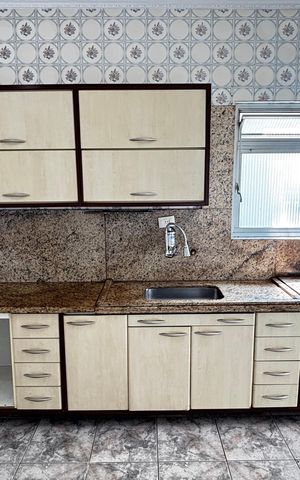 Apartamento à venda com 130m², 3 quartos e sem vaga Apartamento à venda com 130m², 3 quartos e sem vagaCozinha
