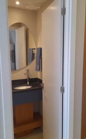 Apartamento para alugar com 46m², 1 quarto e 1 vaga Apartamento para alugar com 46m², 1 quarto e 1 vagaBanheiro
