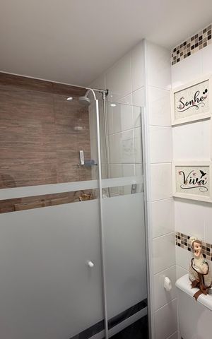Apartamento à venda com 65m², 2 quartos e 1 vaga Apartamento à venda com 65m², 2 quartos e 1 vagaBanheiro 2