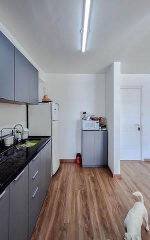 Apartamento à venda com 108m², 3 quartos e 2 vagas Apartamento à venda com 108m², 3 quartos e 2 vagasCozinha