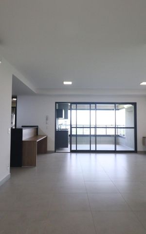 Apartamento para alugar com 126m², 3 quartos e 2 vagas Apartamento para alugar com 126m², 3 quartos e 2 vagasSala