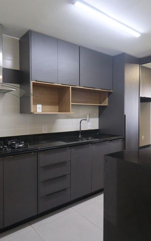 Apartamento para alugar com 126m², 3 quartos e 2 vagas Apartamento para alugar com 126m², 3 quartos e 2 vagasCozinha