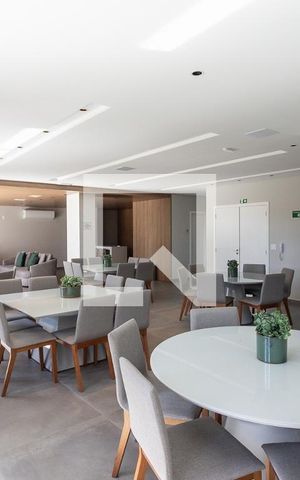 Apartamento para alugar com 126m², 3 quartos e 2 vagas Apartamento para alugar com 126m², 3 quartos e 2 vagasÁrea comum - Salão de festas