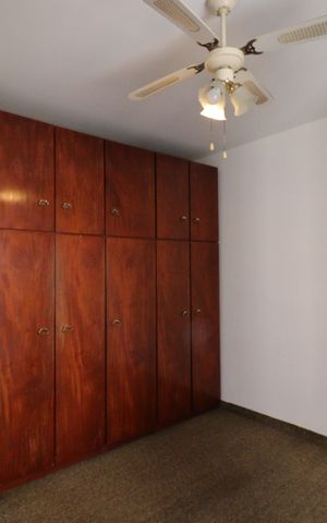 Apartamento à venda com 80m², 3 quartos e 1 vagaQuarto 1 - Armários