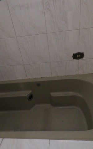 Apartamento à venda com 80m², 3 quartos e 1 vagaBanheira