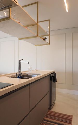Apartamento à venda com 125m², 2 quartos e 2 vagasCozinha